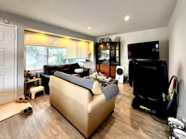 7630 Victoria Drive, Vancouver, BC