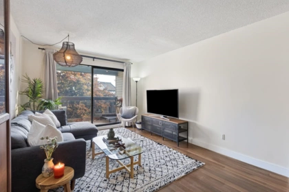 319 1422 E 3rd Avenue, Vancouver, BC, Vancouver — Apartment/Condo for sale