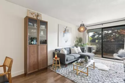 319 1422 E 3rd Avenue, Vancouver, BC, Vancouver — Apartment/Condo for sale