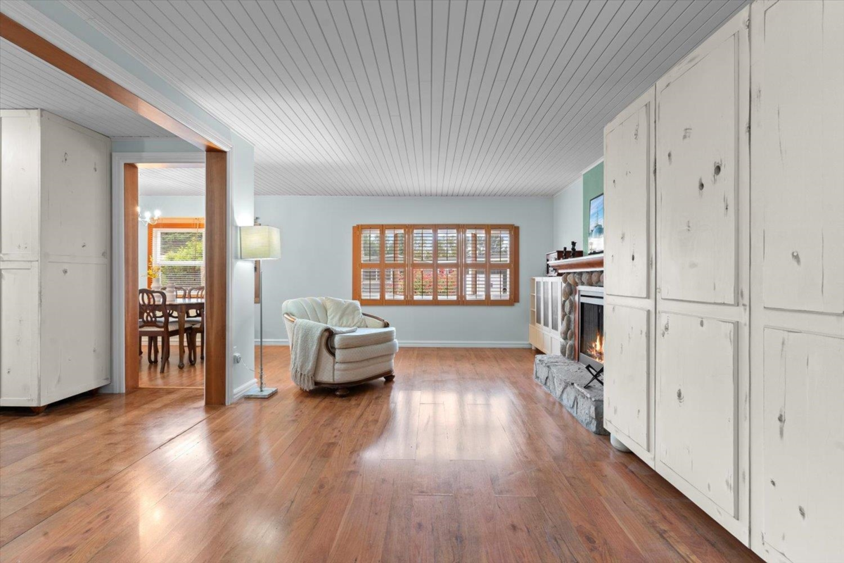 Kitchen Photo of 15 31313 Livingstone Avenue, Abbotsford, BC