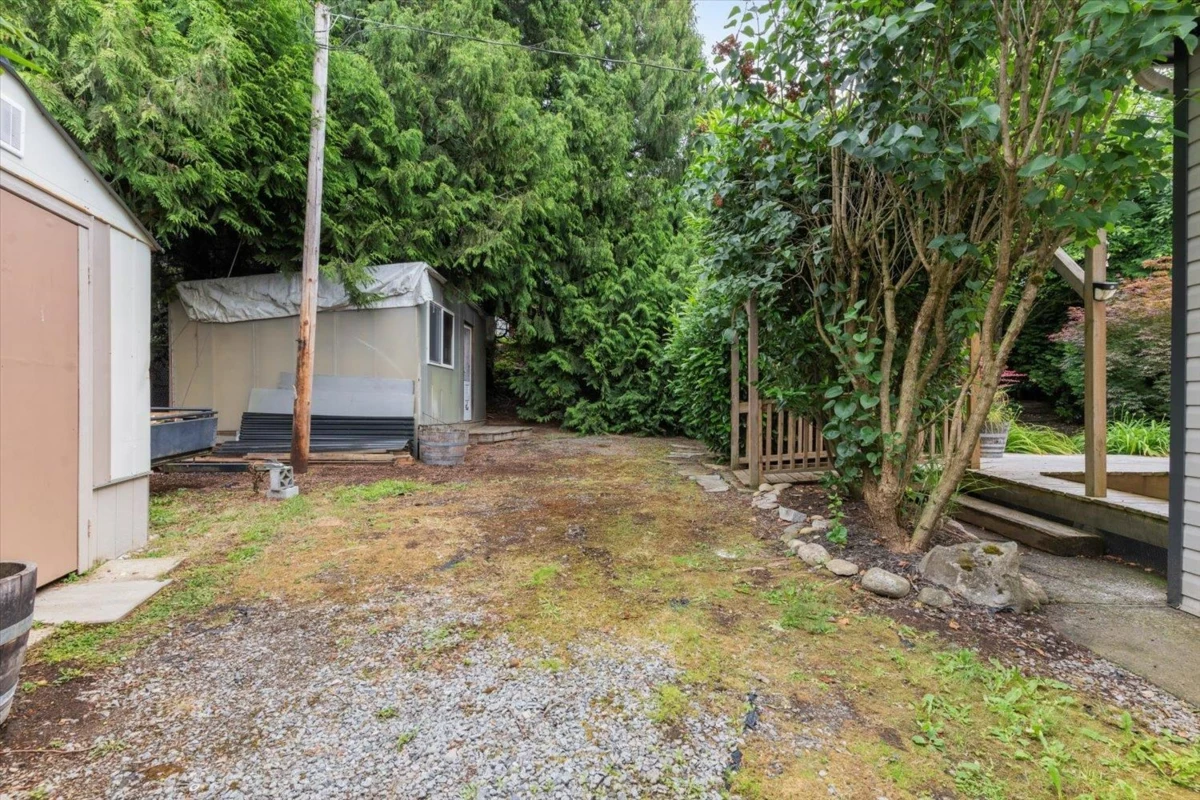Outdoor Kitchen Photo of 15 31313 Livingstone Avenue, Abbotsford, BC