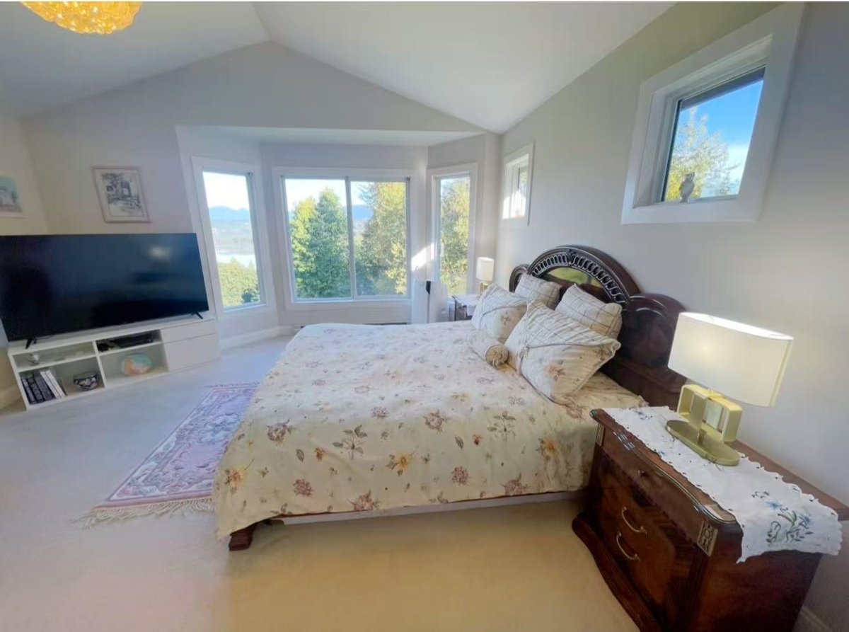 Office / Den Photo of 11455 154a Street, Surrey, BC