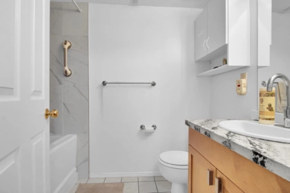 Powder Room Photo of 503 9118 149 Street, Surrey, BC