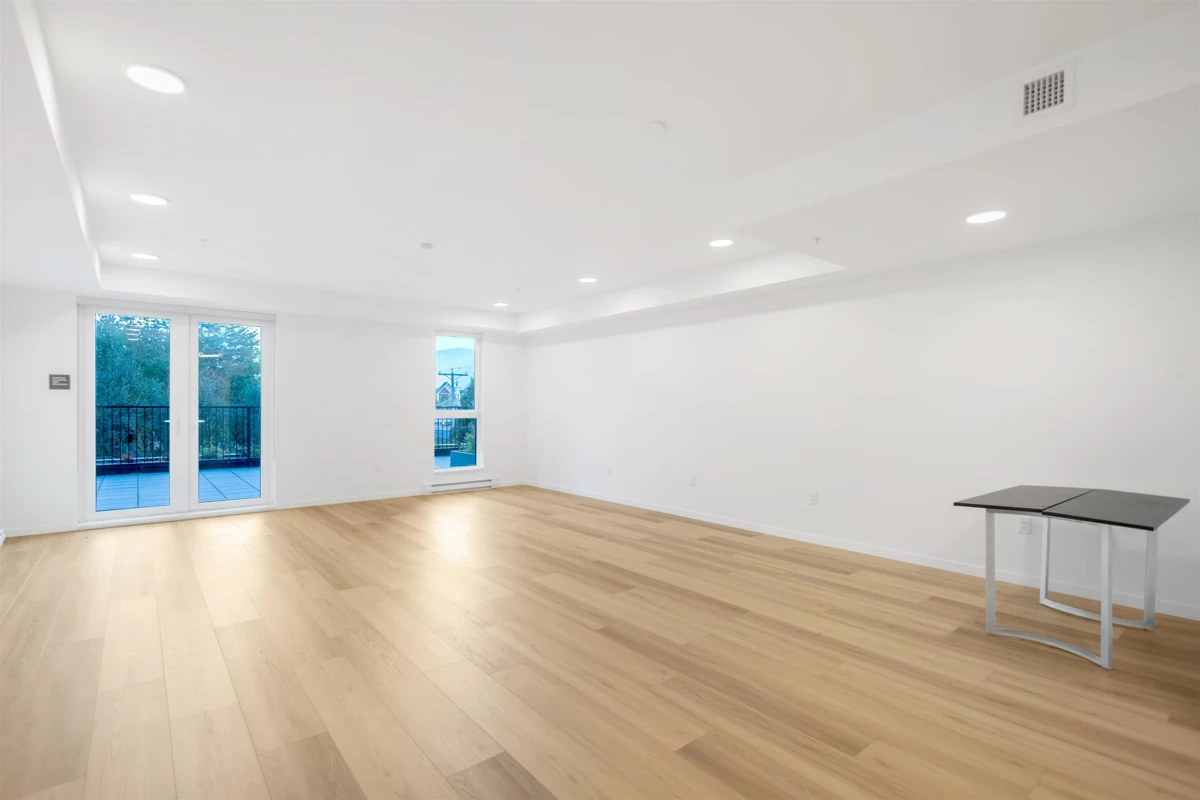 Basement Recreation Room Photo of 500 37994 2nd Avenue, Squamish, BC