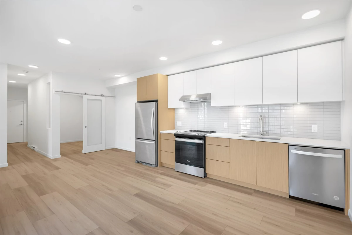 Kitchen Photo of 500 37994 2nd Avenue, Squamish, BC