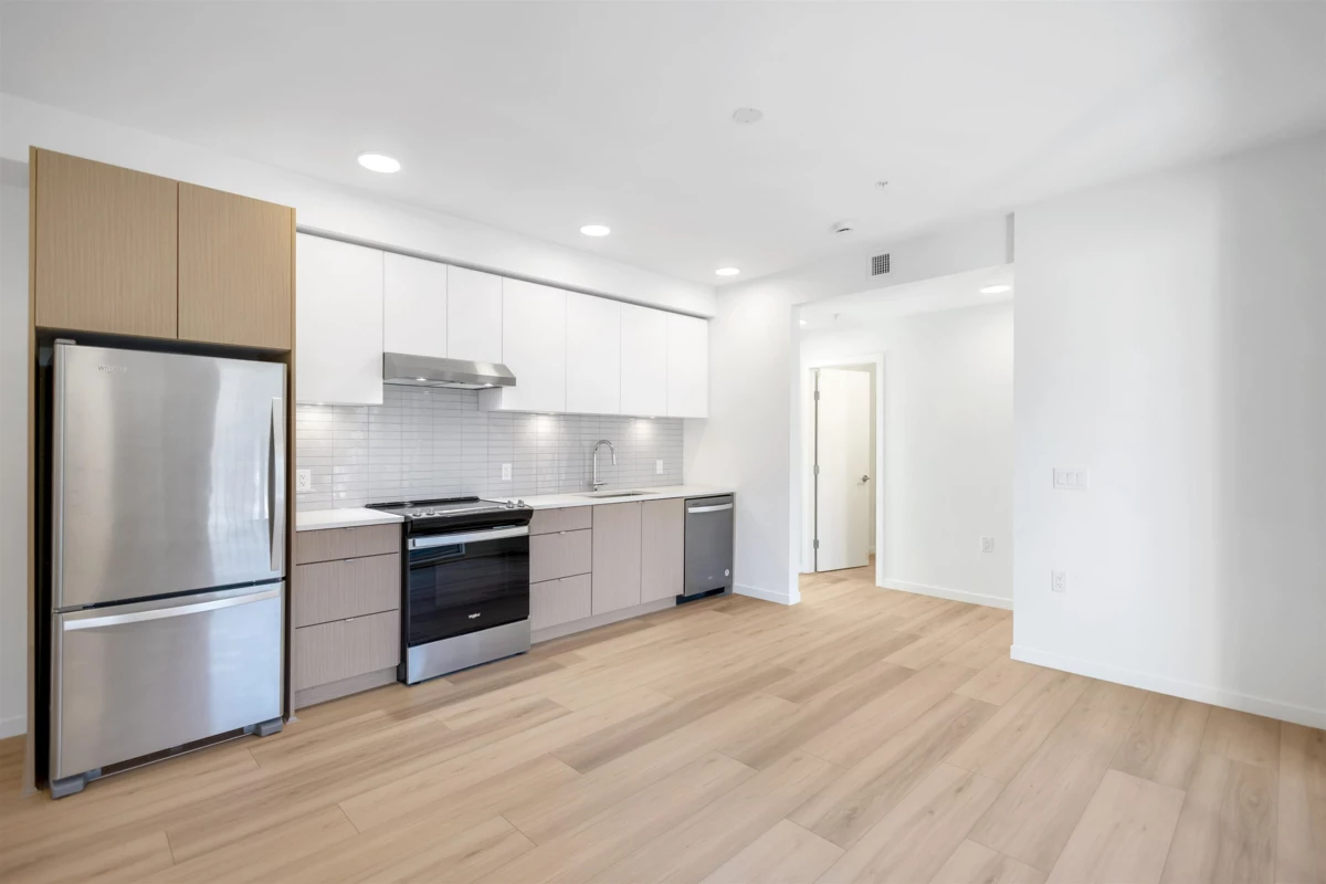 Living Room Photo of 500 37994 2nd Avenue, Squamish, BC
