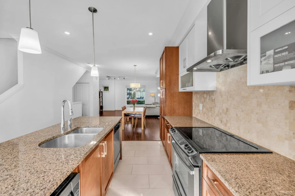 Bedroom 2 Photo of 25 6199 Birch Street, Richmond, BC