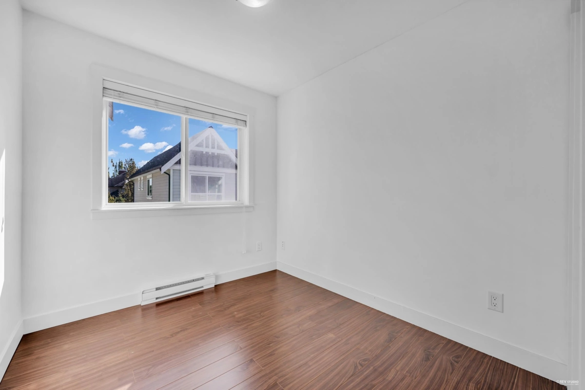 Entry Foyer Photo of 25 6199 Birch Street, Richmond, BC