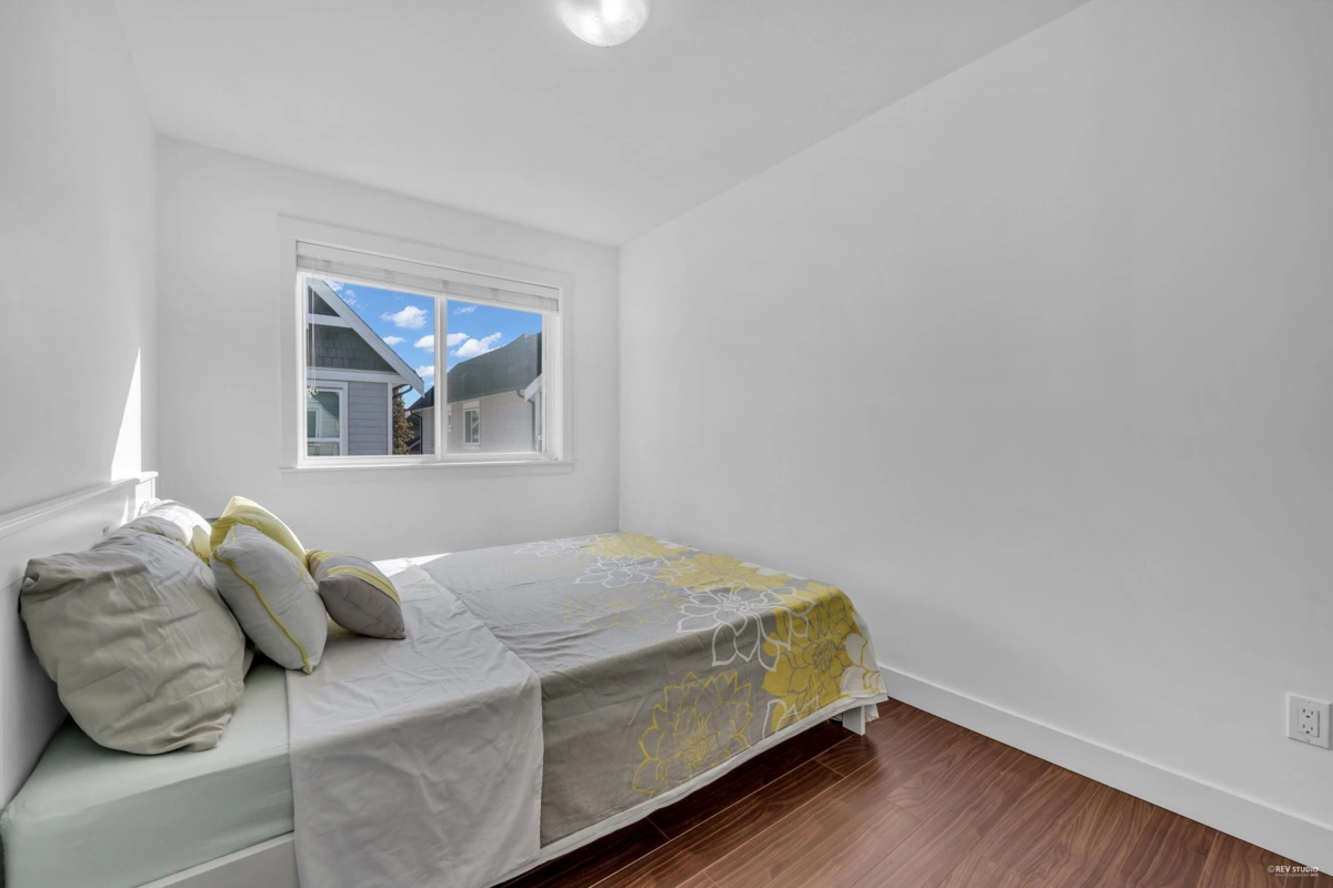 Mudroom Photo of 25 6199 Birch Street, Richmond, BC