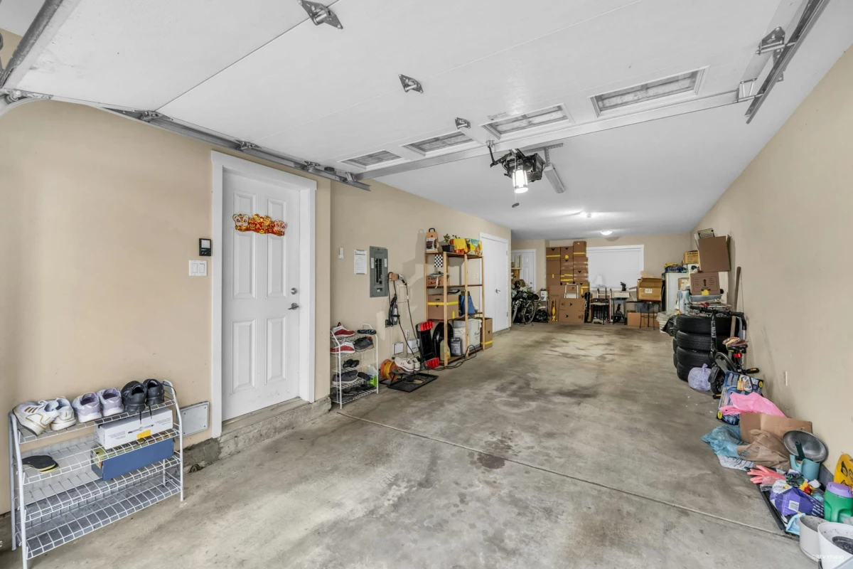 Staircase Photo of 25 6199 Birch Street, Richmond, BC