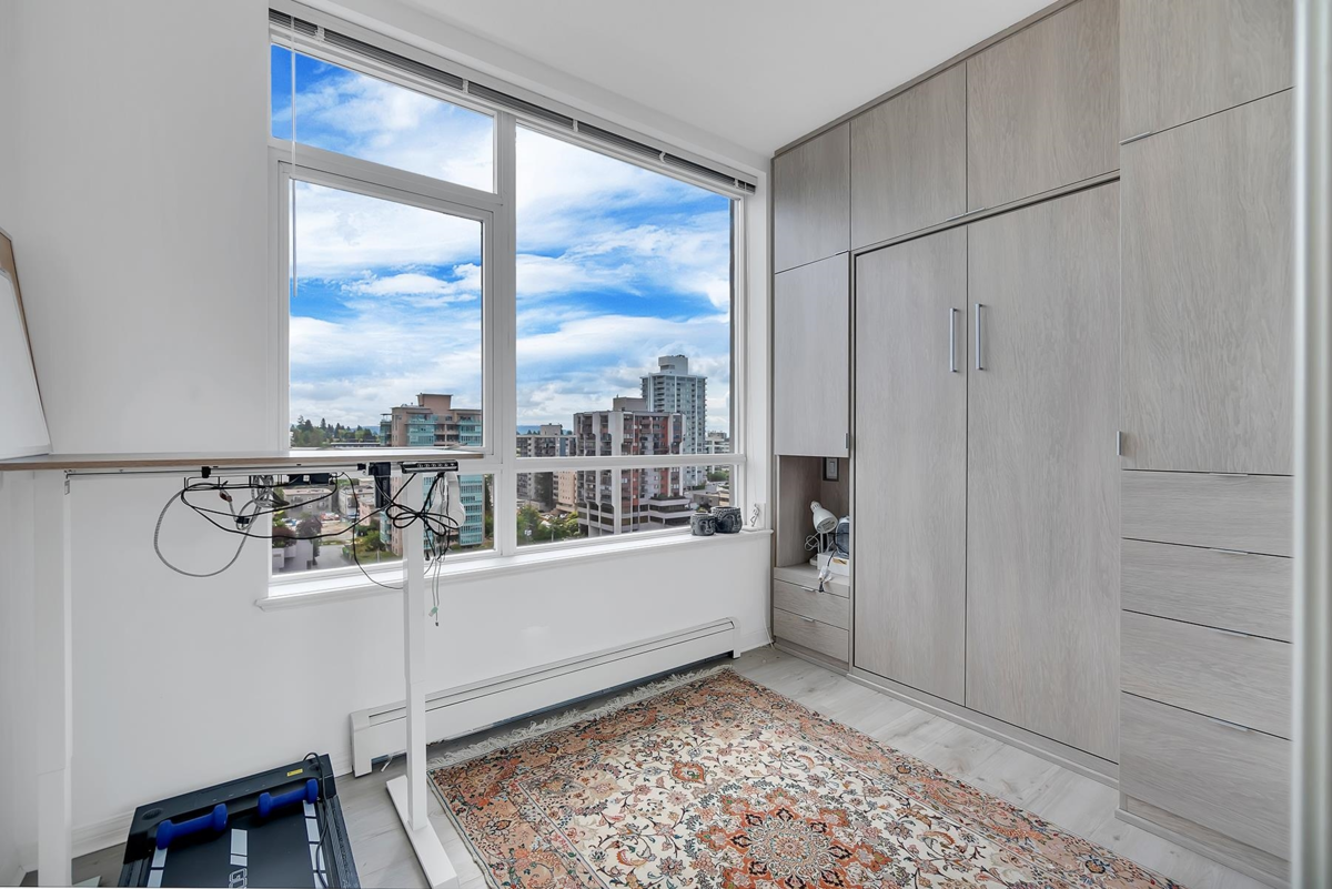 Guest Bathroom Photo of 1403 120 W 16th Street, North Vancouver, BC