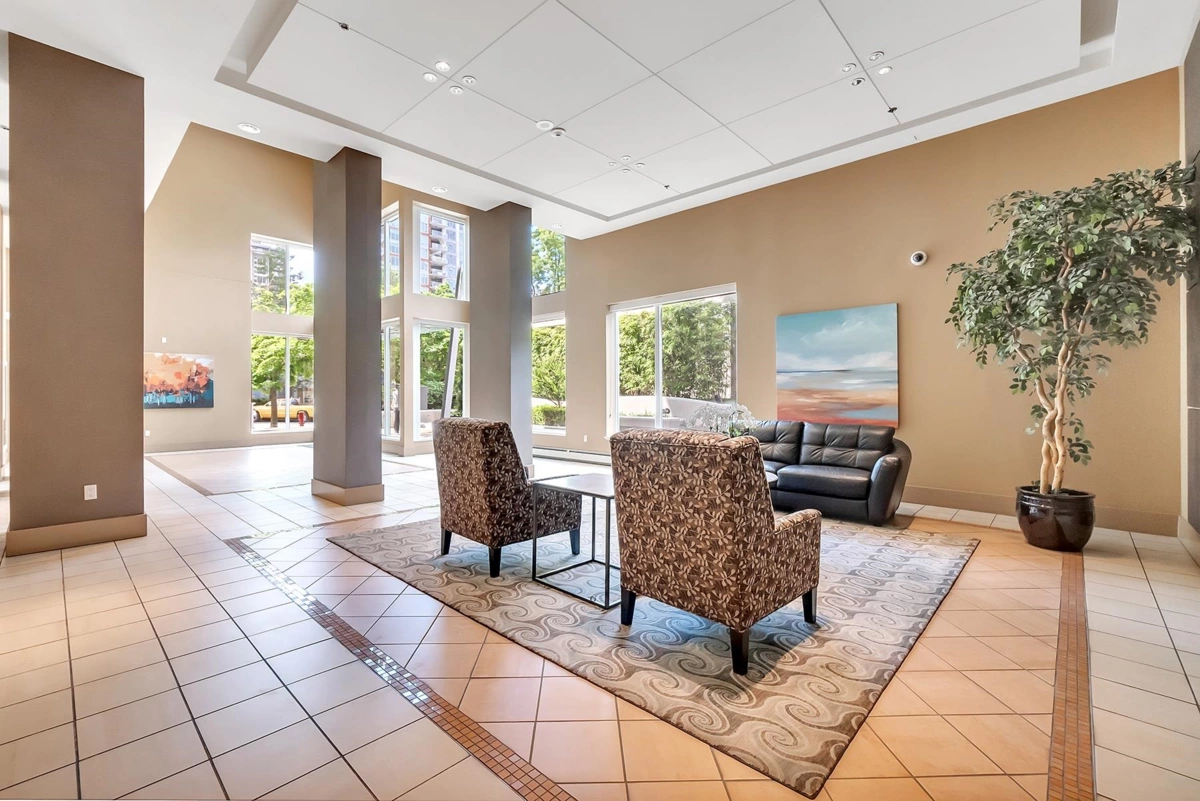 Hallway Photo of 1403 120 W 16th Street, North Vancouver, BC