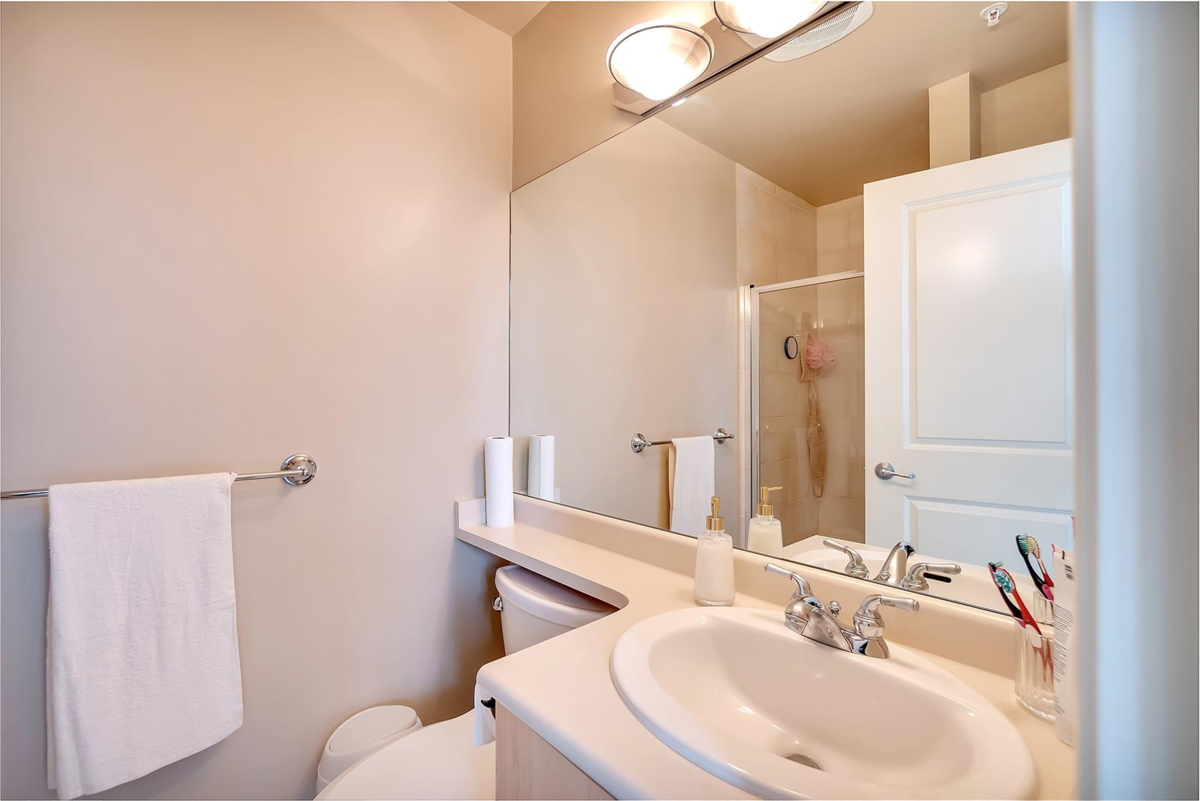 Office / Den Photo of 1403 120 W 16th Street, North Vancouver, BC