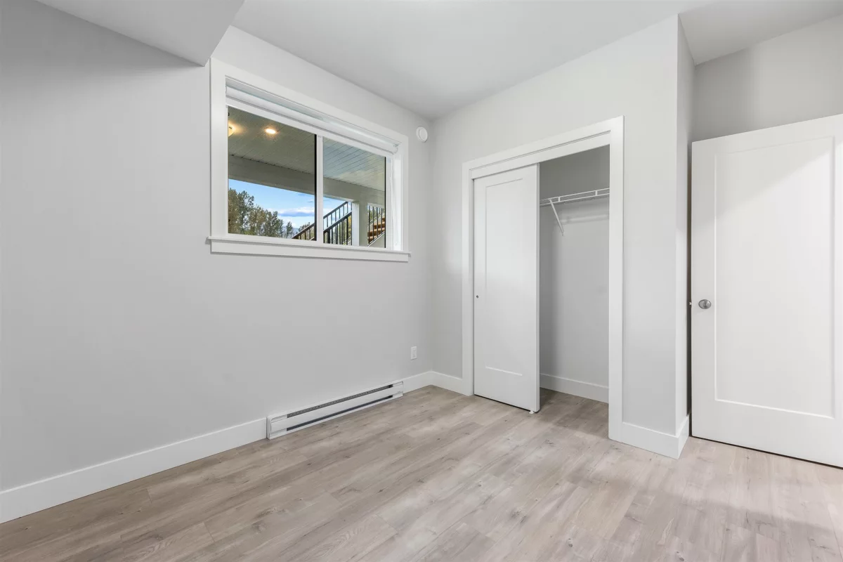 Swimming Pool Photo of 44714 Willowstream Road, Chilliwack, BC