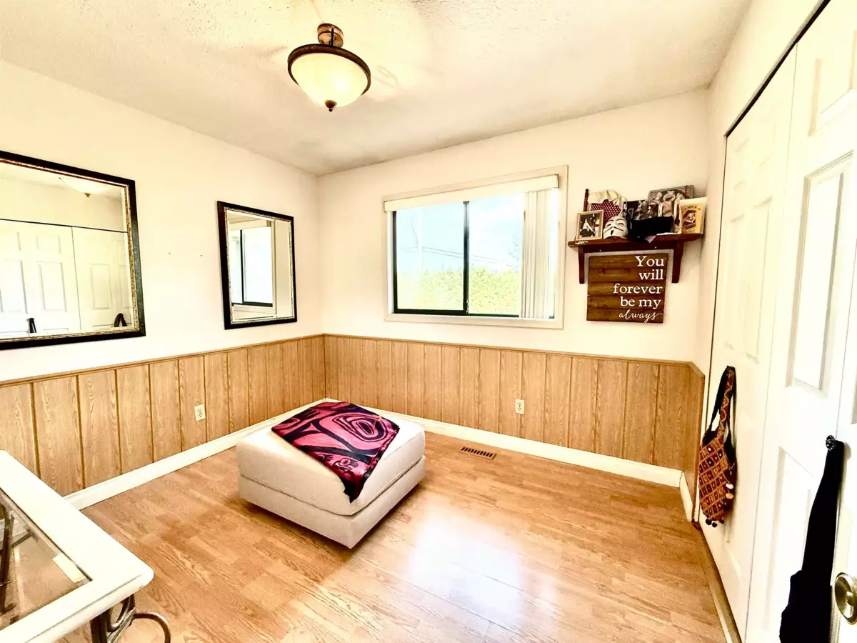 Bedroom 2 Photo of 47600 Mountain Park Drive, Chilliwack, BC