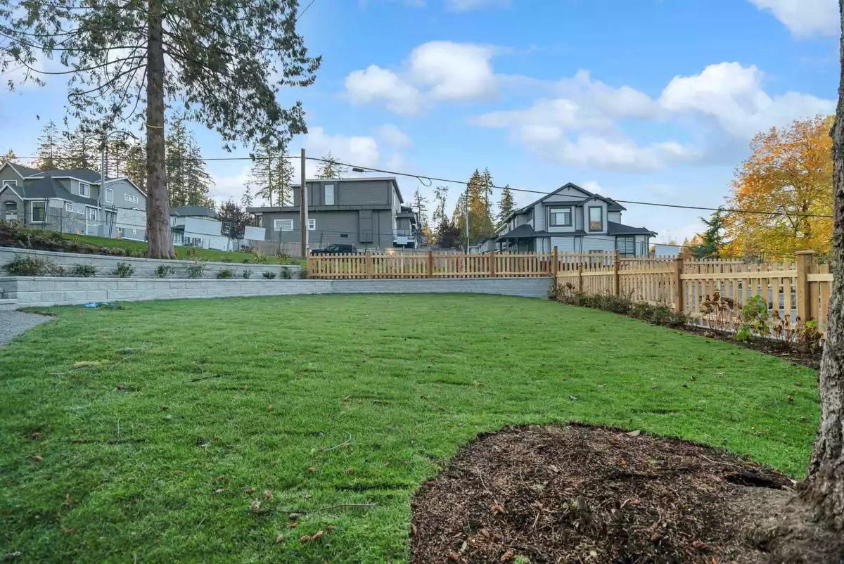 Garden / Landscaping Photo of 13 9762 182a Street, Surrey, BC