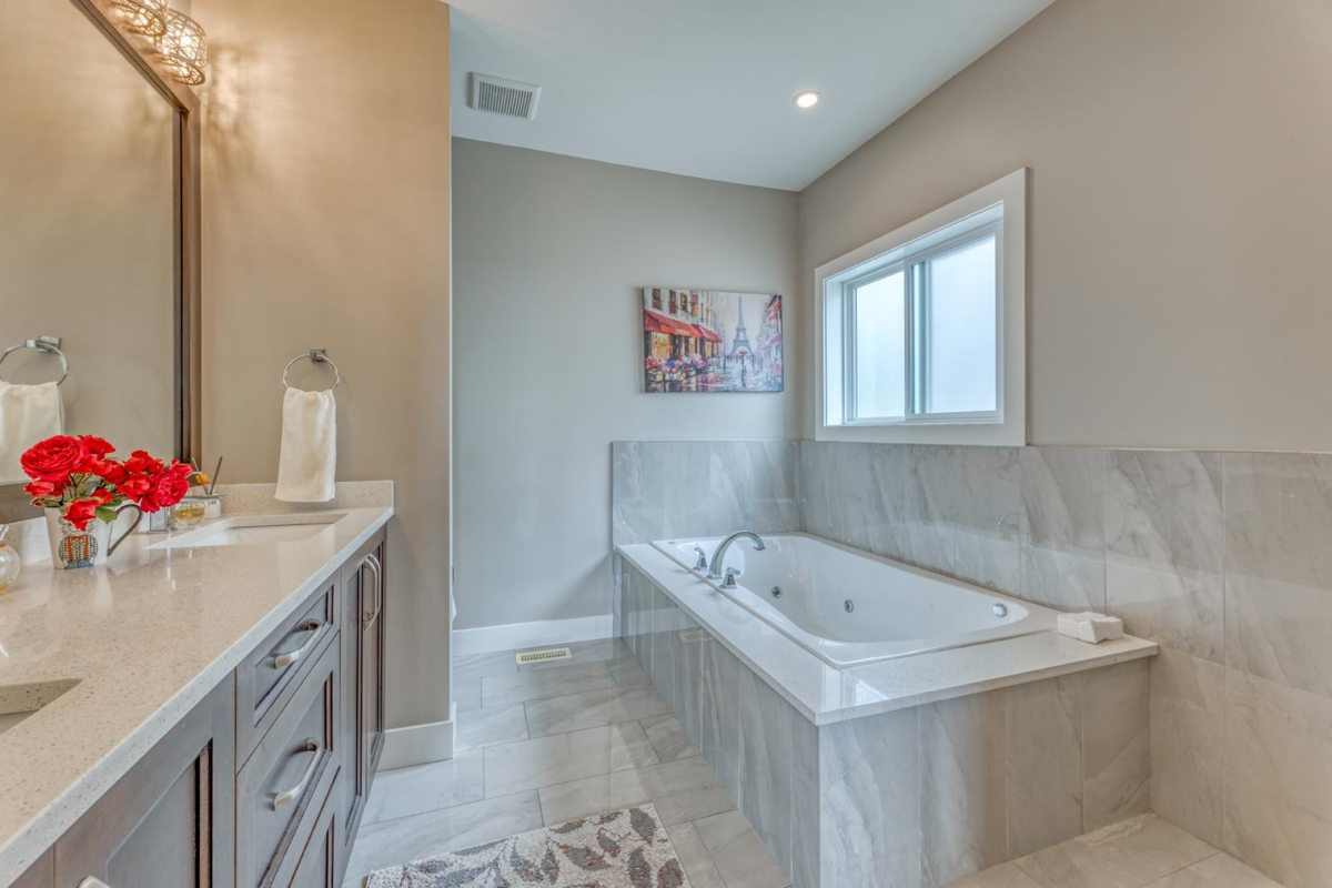 Basement Recreation Room Photo of 3420 Pritchett Place, Coquitlam, BC