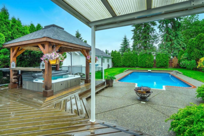 24985 Dewdney Trunk Road, Maple Ridge, BC, Maple Ridge — Single Family Residence for sale