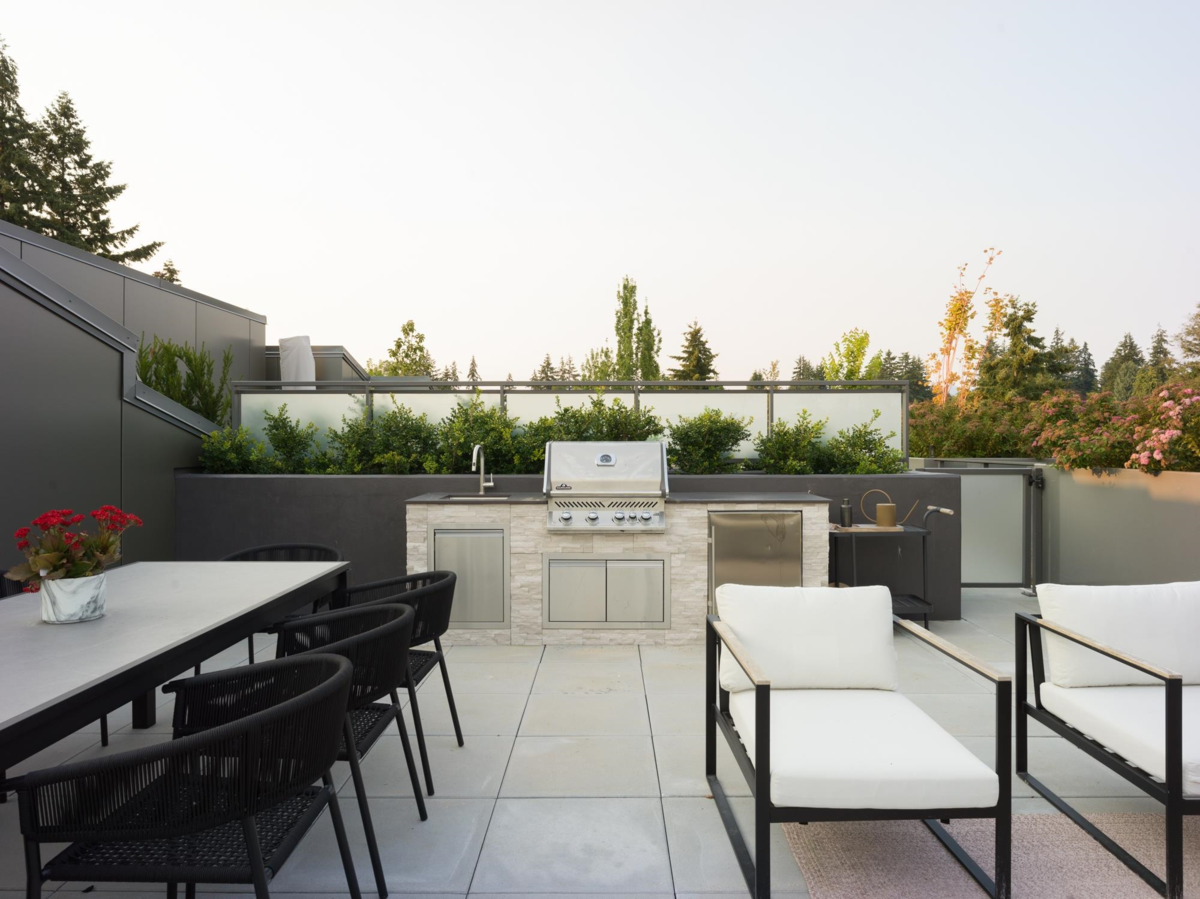 Kitchen Island Photo of 404 3636 W 39th Avenue, Vancouver, BC