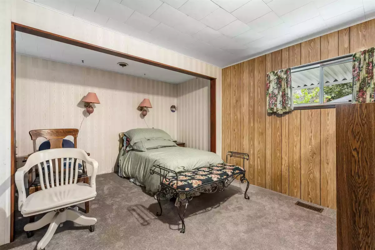 Guest Bathroom Photo of 363 Pine Street, Cultus Lake, BC