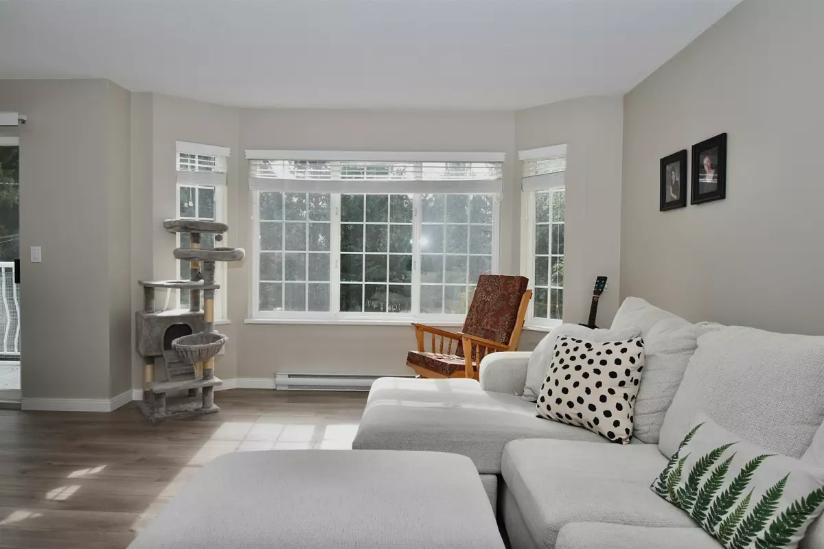 Bedroom 3 Photo of 8086 Dogwood Drive, Halfmoon Bay, BC