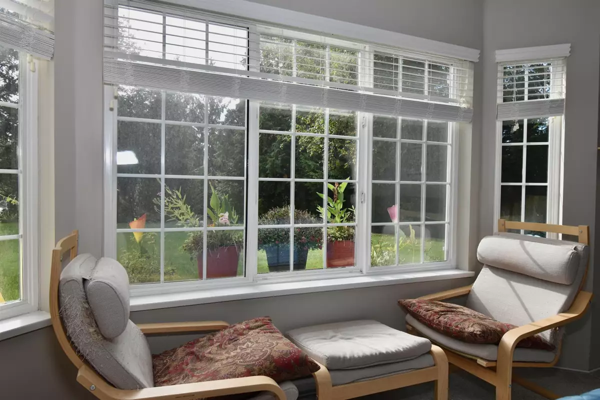 Kitchen Island Photo of 8086 Dogwood Drive, Halfmoon Bay, BC