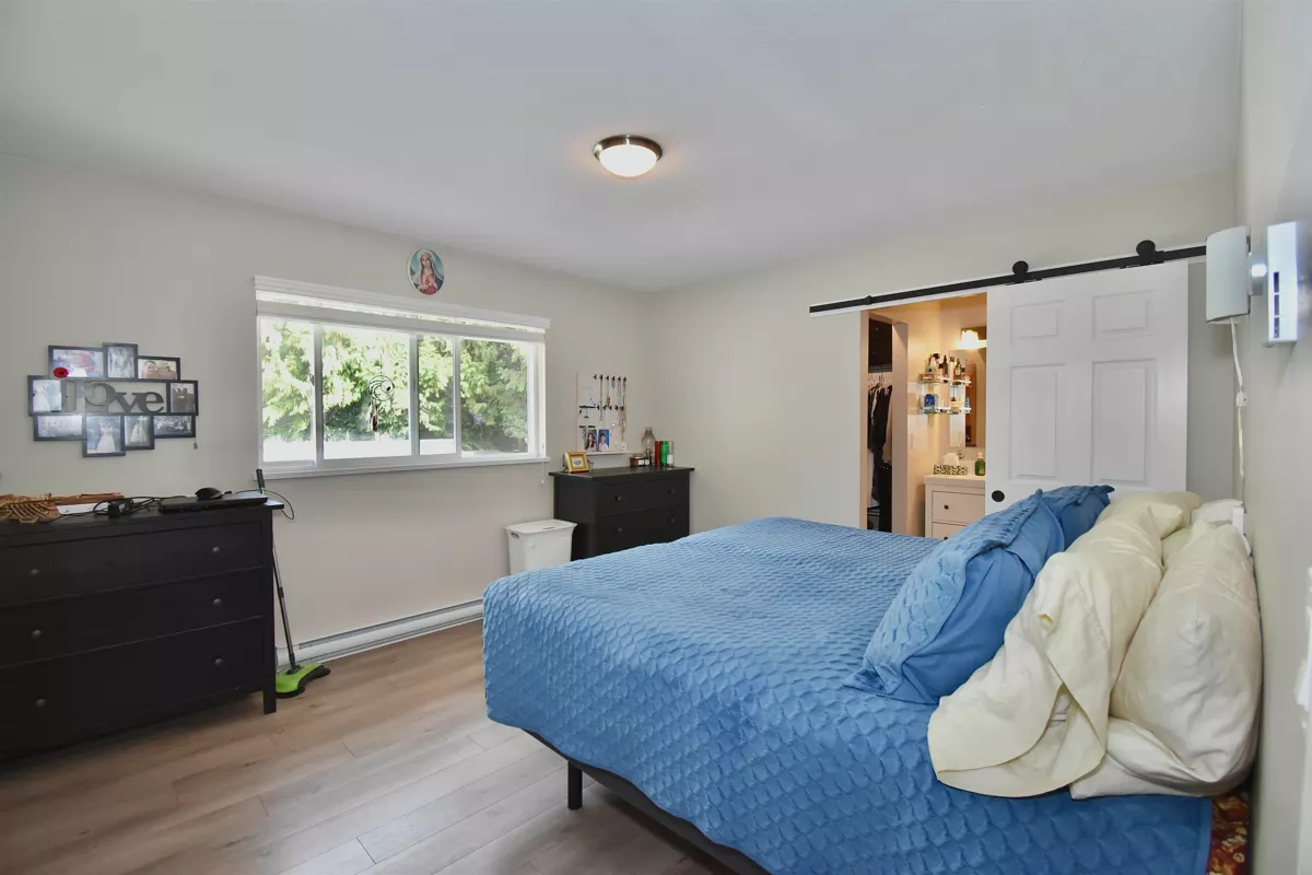 Staircase Photo of 8086 Dogwood Drive, Halfmoon Bay, BC