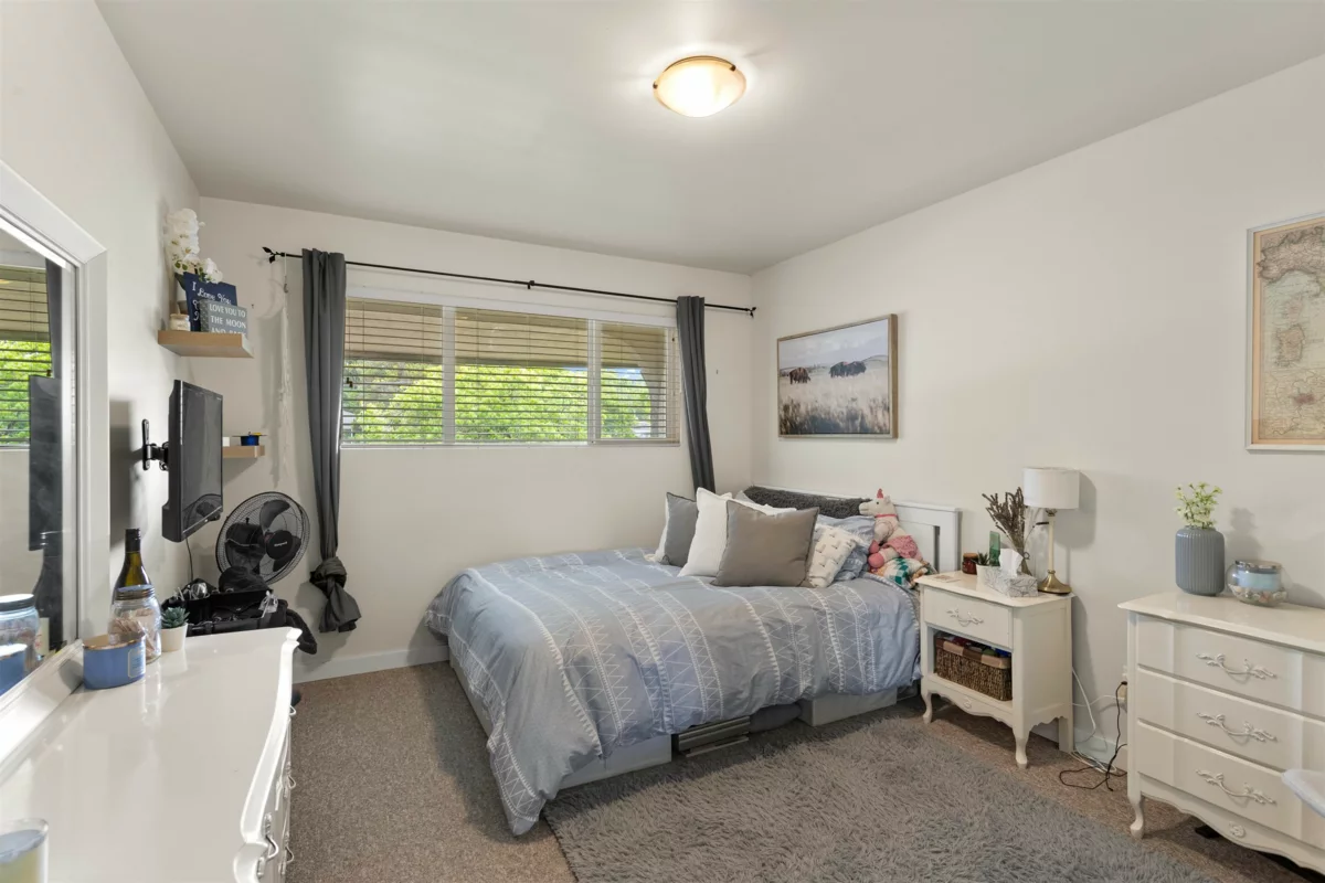 Office / Den Photo of 3421 Edinburgh Street, Port Coquitlam, BC