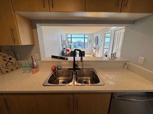 Family Room Photo of 1401 3660 Vanness Avenue, Vancouver, BC