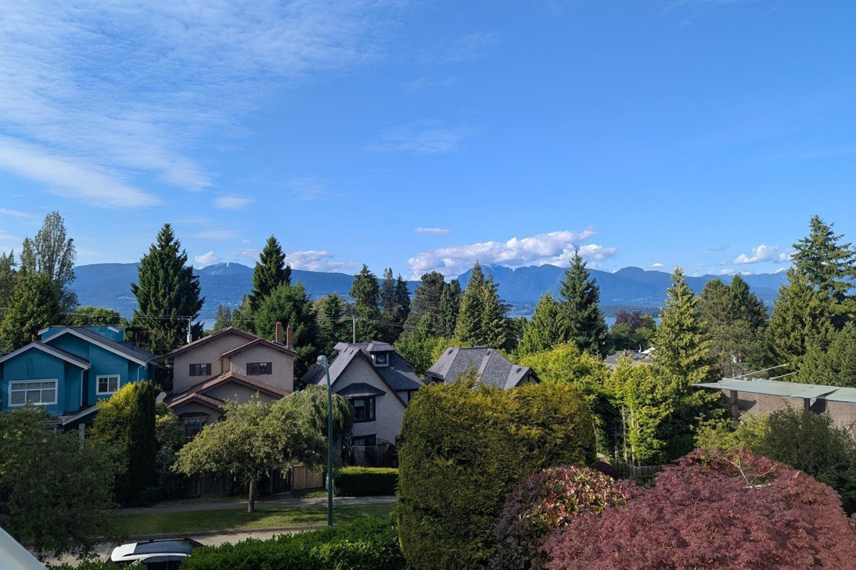 Exterior Front Photo of 4190 W 11th Avenue, Vancouver, BC