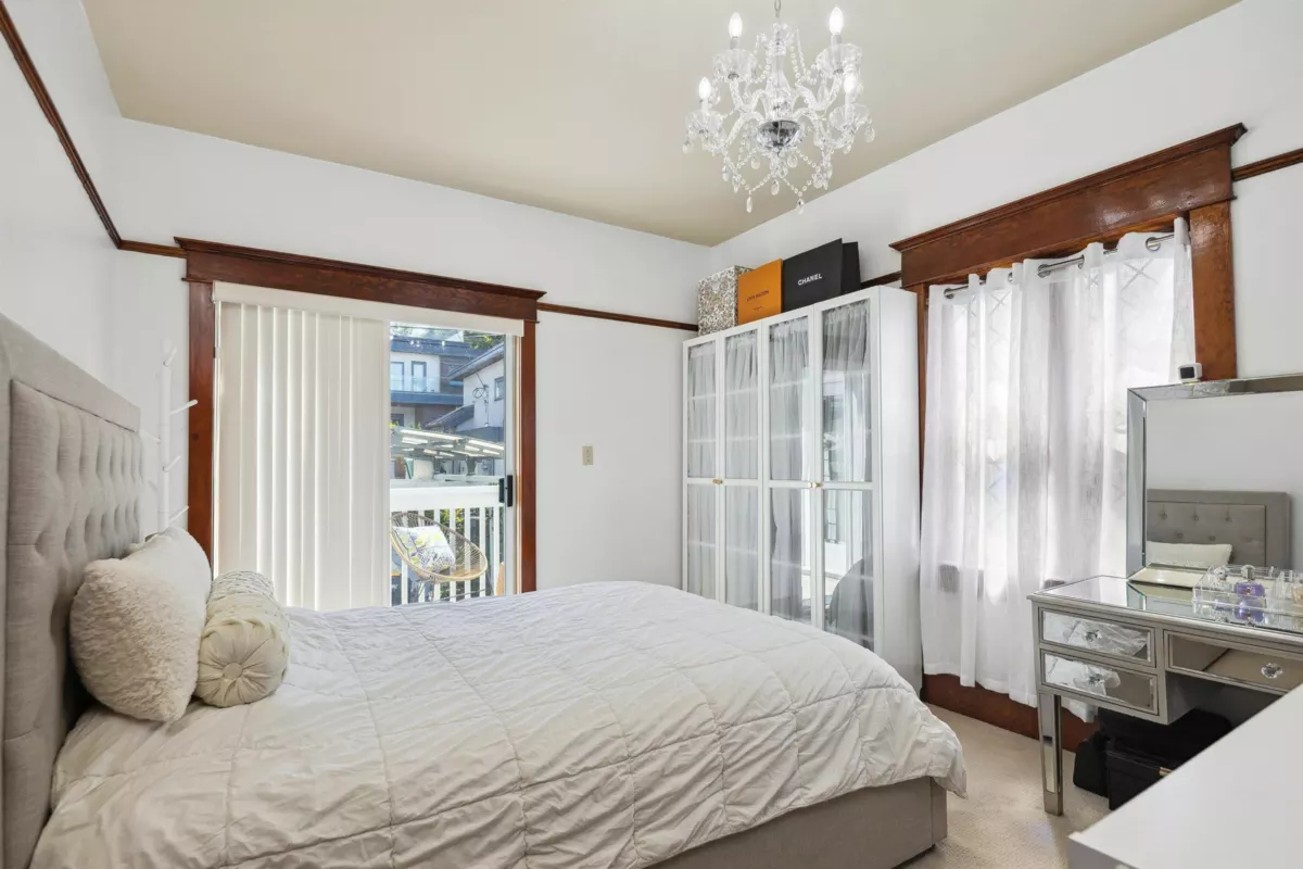 Guest Bathroom Photo of 4190 W 11th Avenue, Vancouver, BC