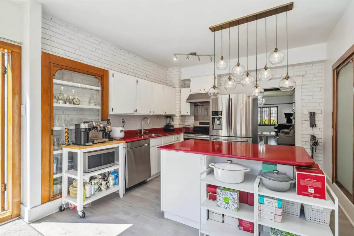 Hallway Photo of 4190 W 11th Avenue, Vancouver, BC