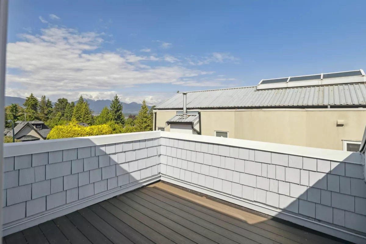 Living Room Photo of 4190 W 11th Avenue, Vancouver, BC