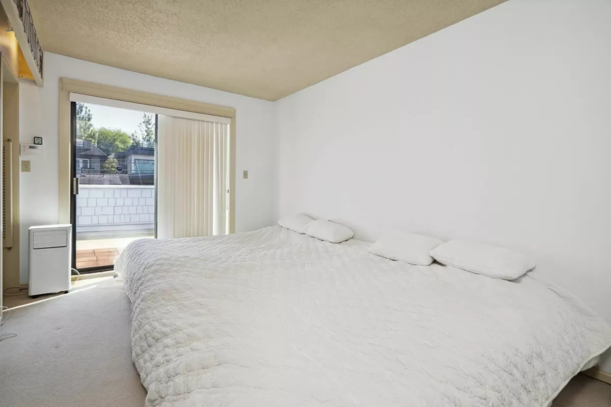 Loft / Bonus Room Photo of 4190 W 11th Avenue, Vancouver, BC