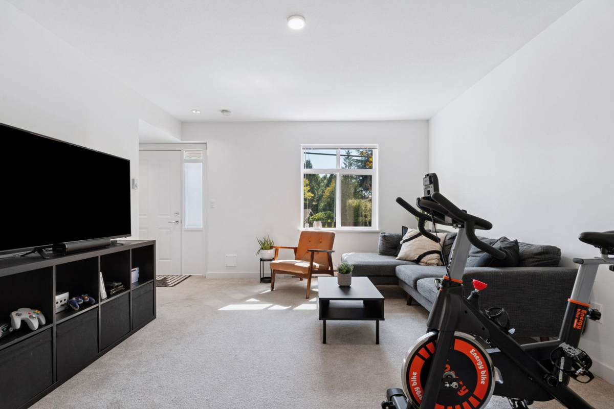 Swimming Pool Photo of 155 1220 Rocklin Street, Coquitlam, BC