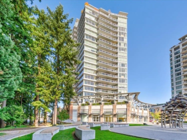 302 15152 Russell Avenue, White Rock, BC, White Rock — Apartment/Condo for sale