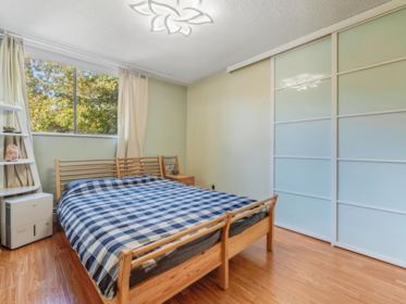 Bedroom 2 Photo of 503 320 Royal Avenue, New Westminster, BC