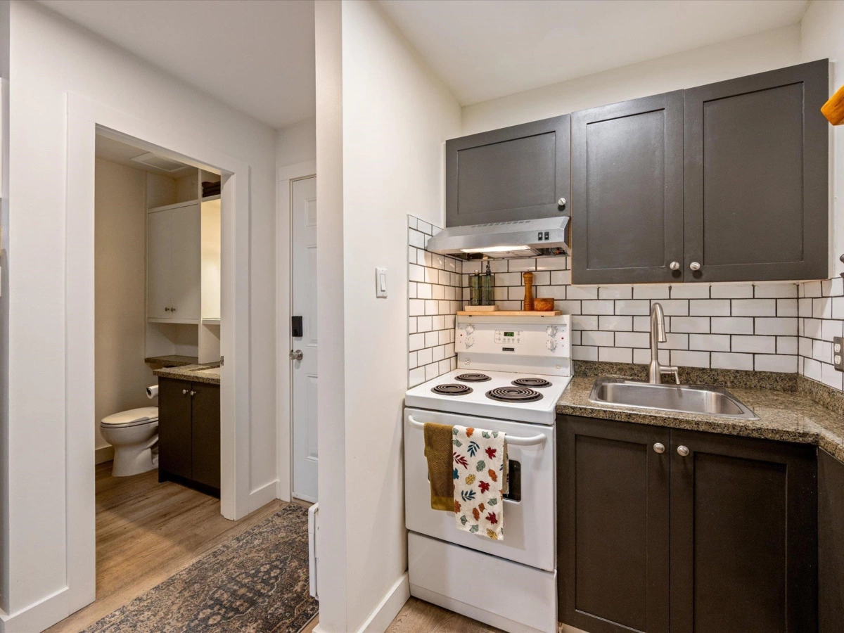 Dining Area Photo of 9 2101 Whistler Road, Whistler, BC
