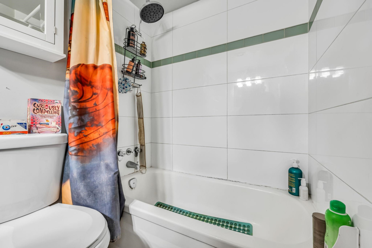 Bedroom 2 Photo of 207 2025 W 2nd Avenue, Vancouver, BC