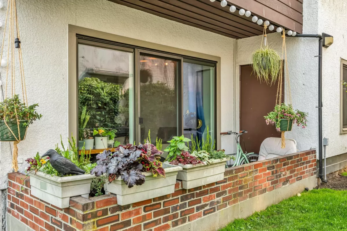 Powder Room Photo of 207 2025 W 2nd Avenue, Vancouver, BC