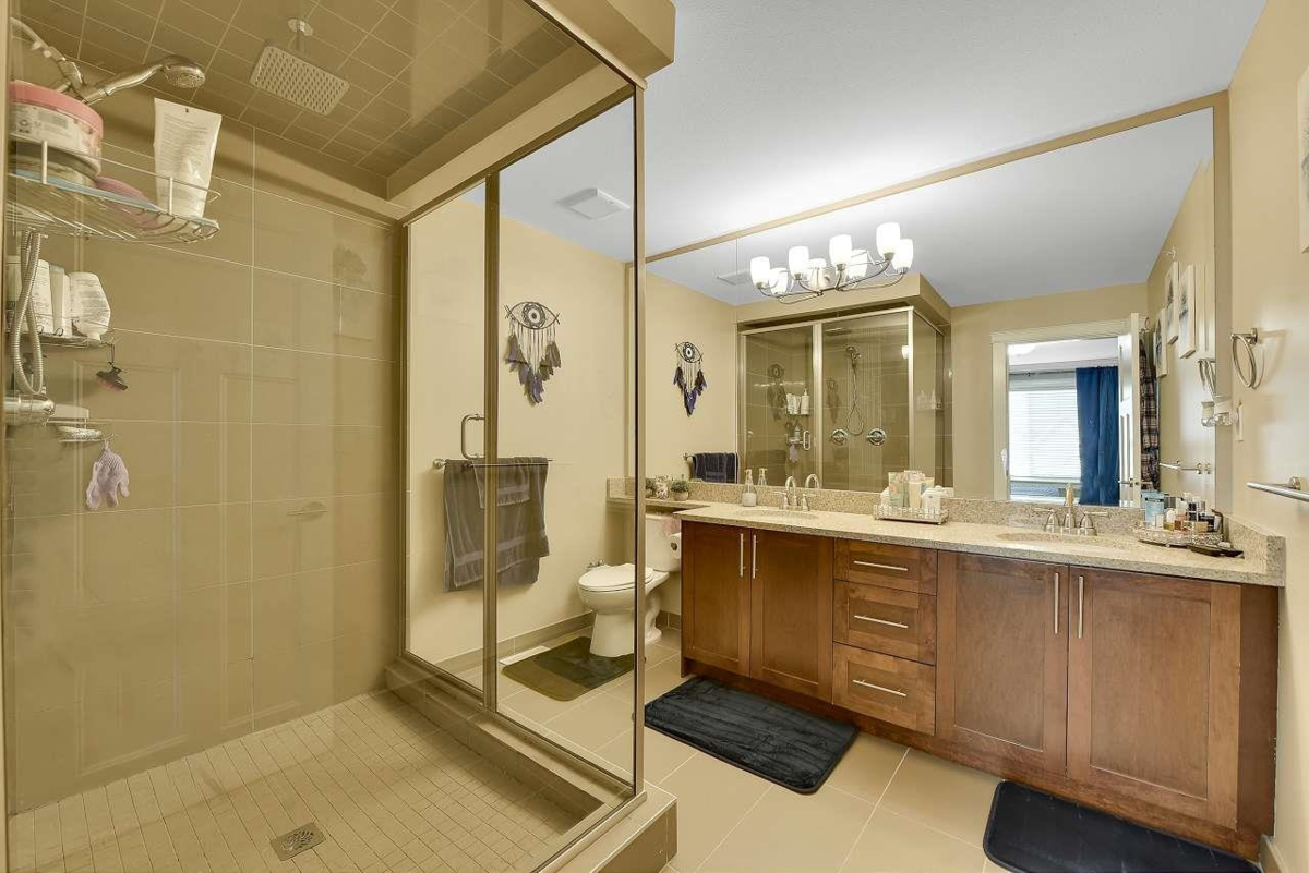 Outdoor Deck Photo of 21136 80a Avenue, Langley, BC