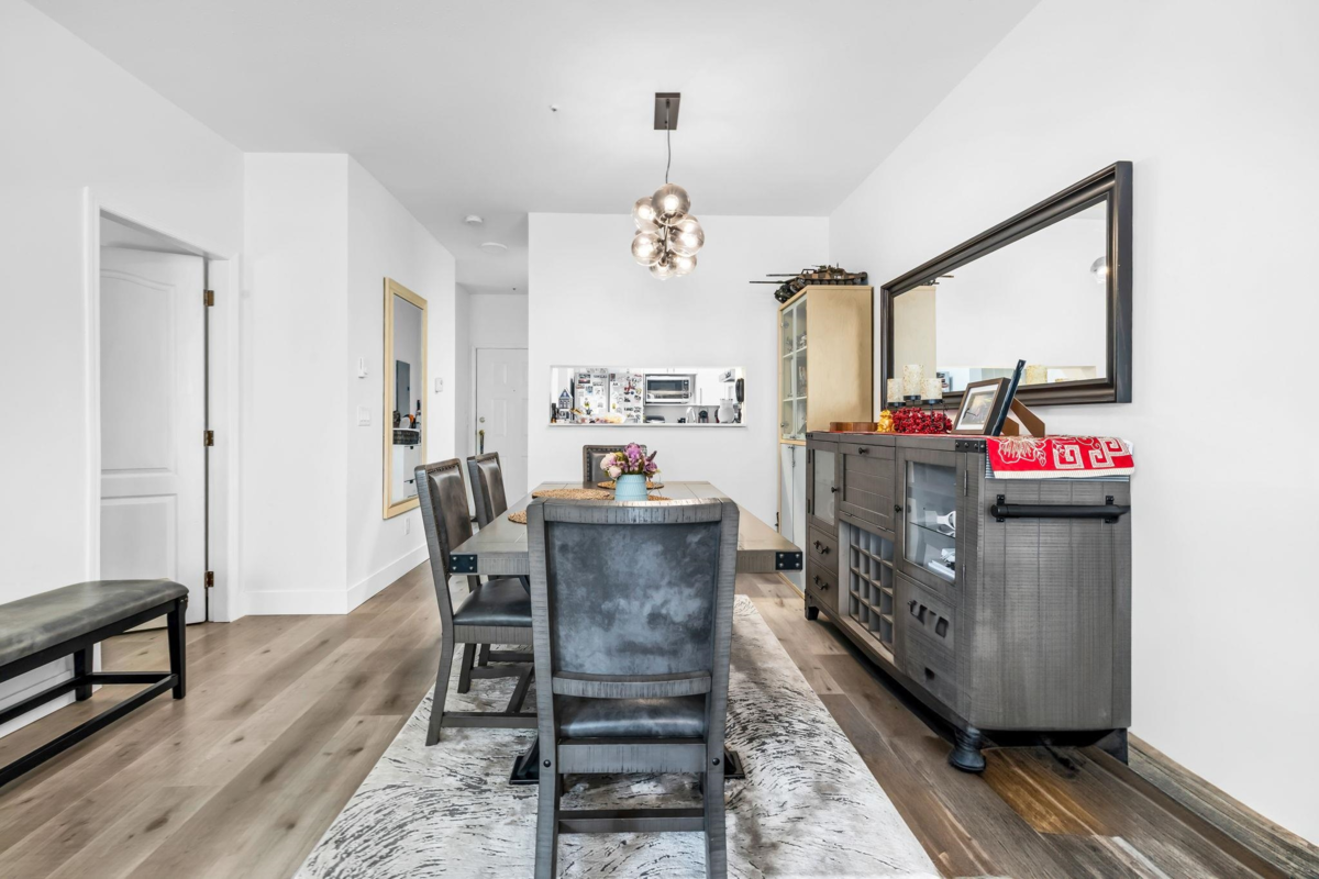 Walk-In Closet Photo of 110 10082 132 Street, Surrey, BC