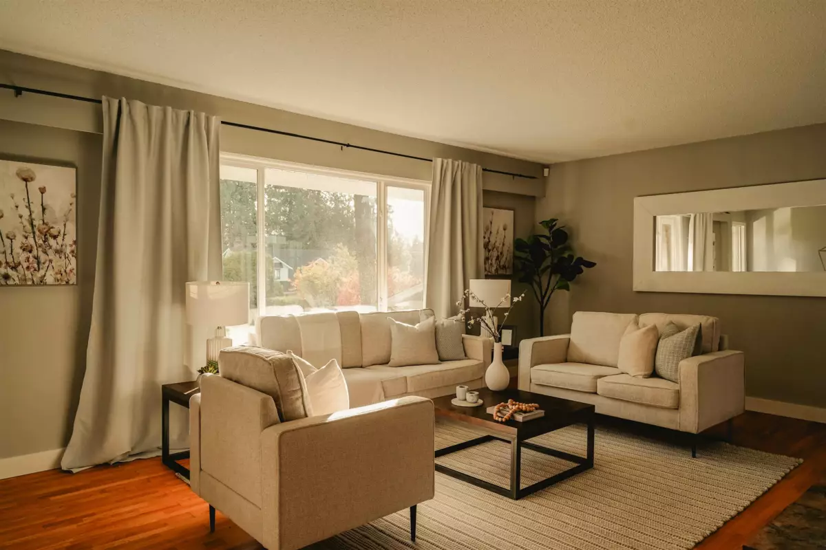 Kitchen Photo of 12469 23 Avenue, Surrey, BC