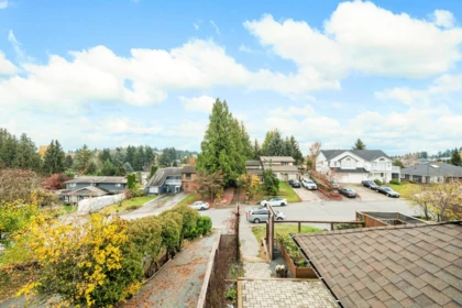 Backyard Photo of 2725 Sandon Drive, Abbotsford, BC