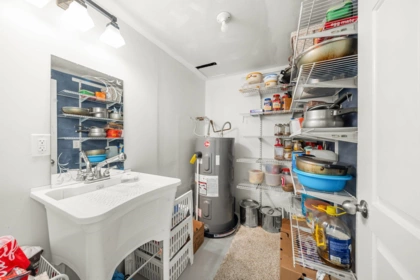 Laundry Room Photo of 2725 Sandon Drive, Abbotsford, BC