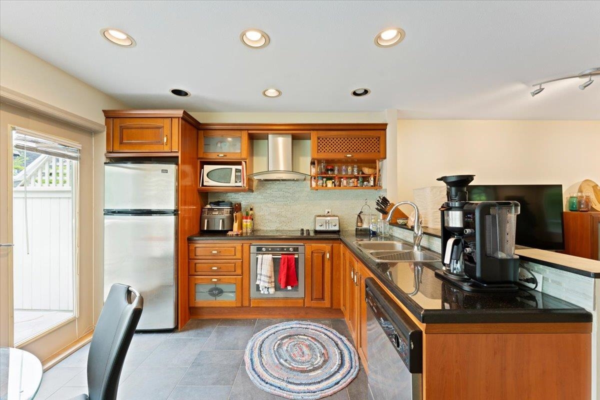 Bedroom 2 Photo of 6878 Village Green, Burnaby, BC