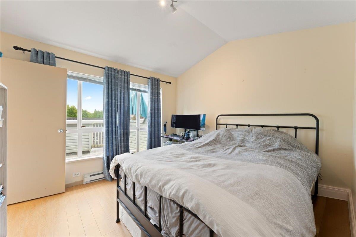 Office / Den Photo of 6878 Village Green, Burnaby, BC