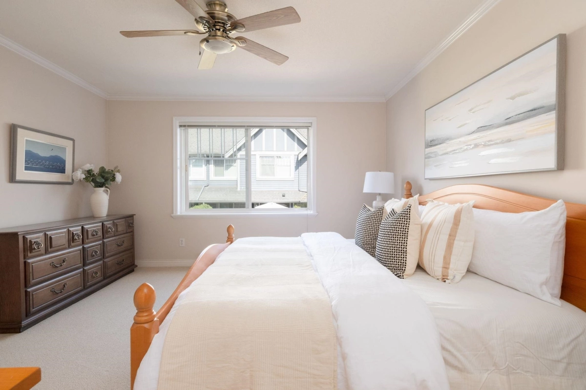 Office / Den Photo of 651 St. Andrews Avenue, North Vancouver, BC