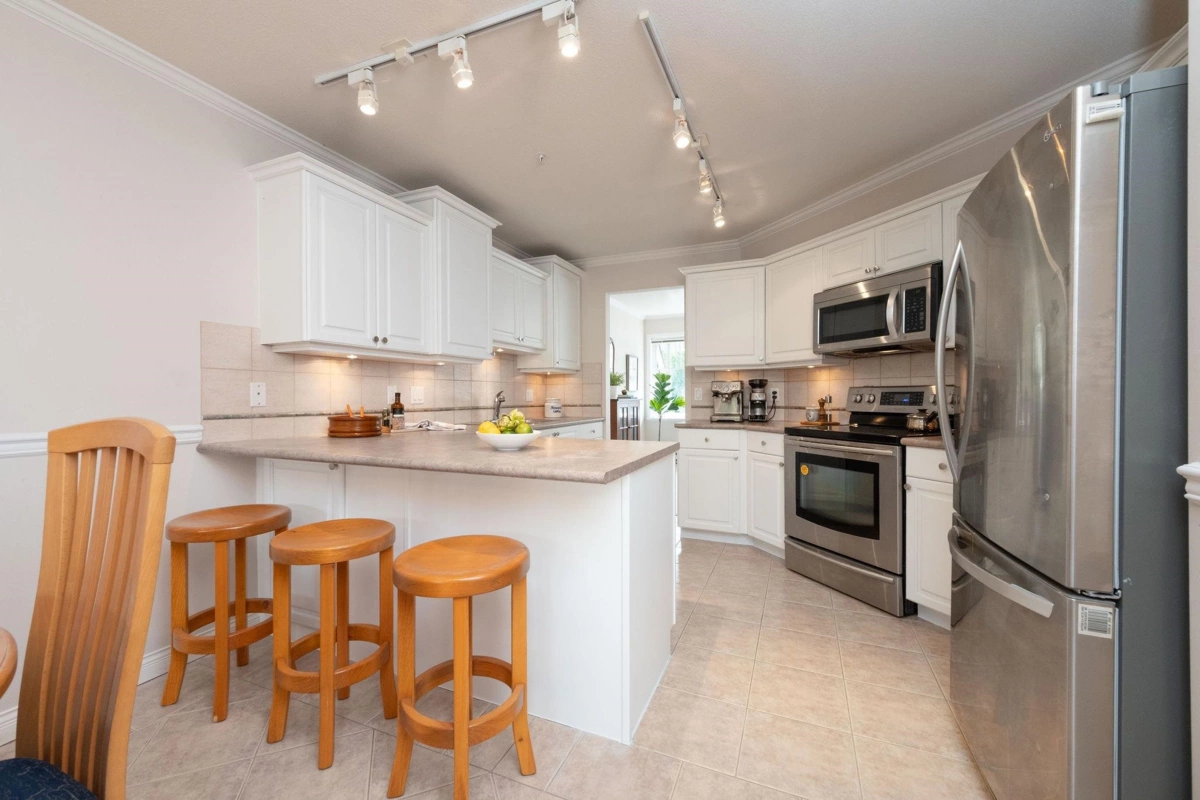 Primary Bedroom Photo of 651 St. Andrews Avenue, North Vancouver, BC