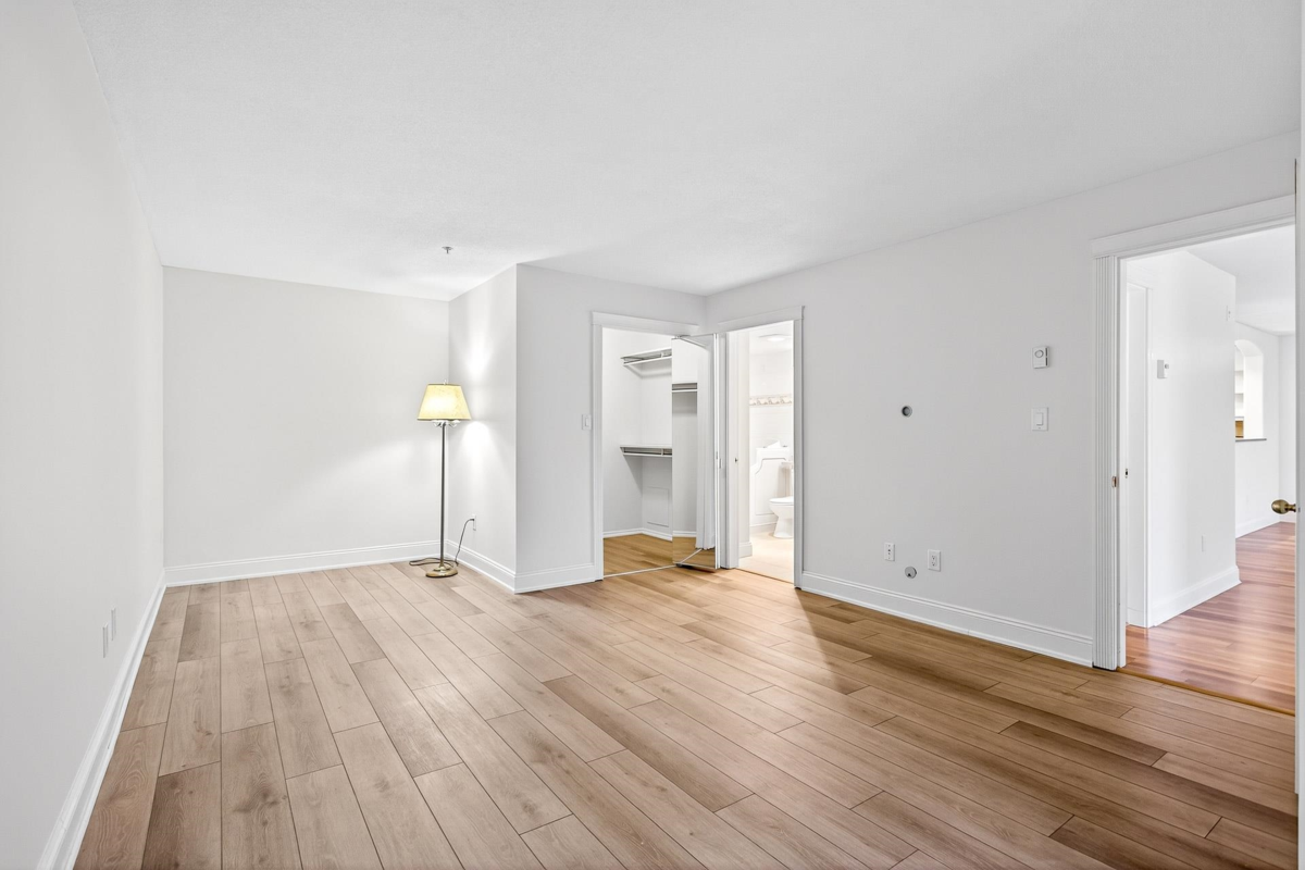 Laundry Room Photo of 213 220 Newport Drive, Port Moody, BC